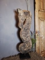 zeepaard houtsnijwerk 65 cm hoog figuur eycather
