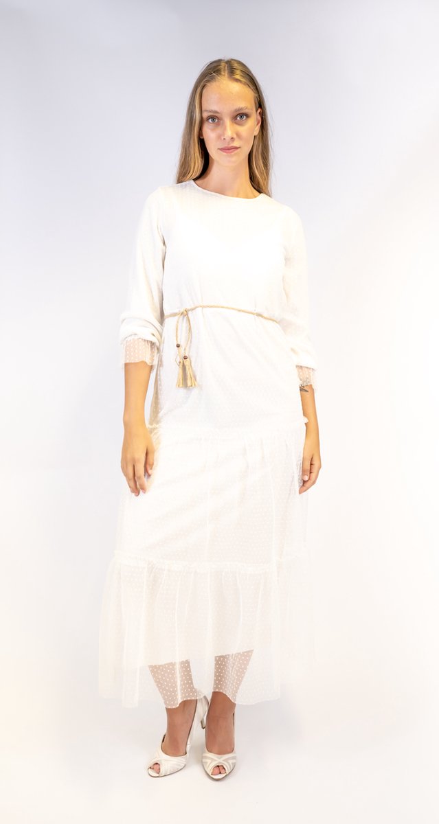 Witte lange jurk 42-44 Haal de zomer naar je kledingkast met een adembenemende witte lange jurk