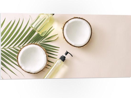 PVC Schuimplaat- Cosmetica Flesjes met Palmblad en Kokosnoten - 100x50 cm Foto op PVC Schuimplaat