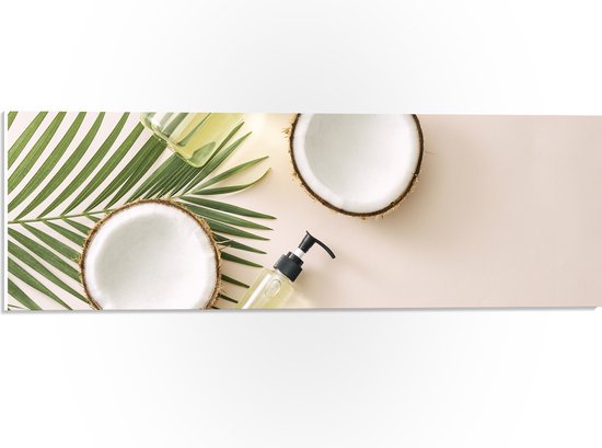 PVC Schuimplaat- Cosmetica Flesjes met Palmblad en Kokosnoten - 60x20 cm Foto op PVC Schuimplaat