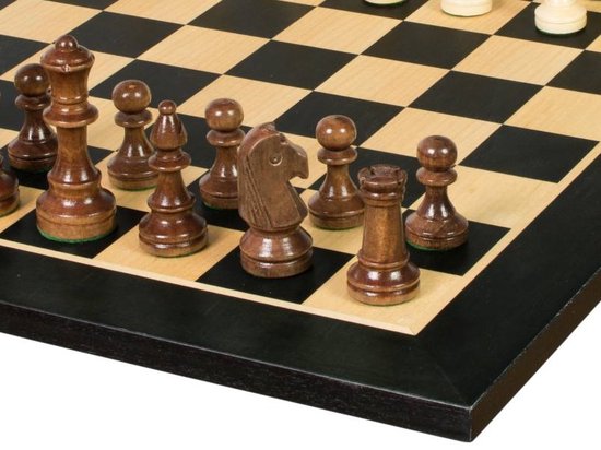 Afbeelding van het spel Schaakset Compleet met Schaakbord 40x40 cm en 7,8 cm Koning Schaakstuk