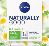 Bol.com Nivea Naturally Good Dagcrème - Gevoelige Huid - Met Bio Kamille - 50 ml aanbieding