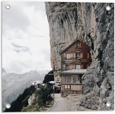 WallClassics - Tuinposter – Huisje op de Noordelijke top van Appenzeller Alpen - 50x50 cm Foto op Tuinposter (wanddecoratie voor buiten en binnen)