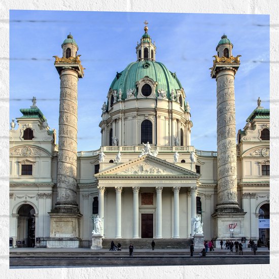 WallClassics - Muursticker - Karlskirche Kerk in Oostenrijk - 50x50 cm Foto op Muursticker