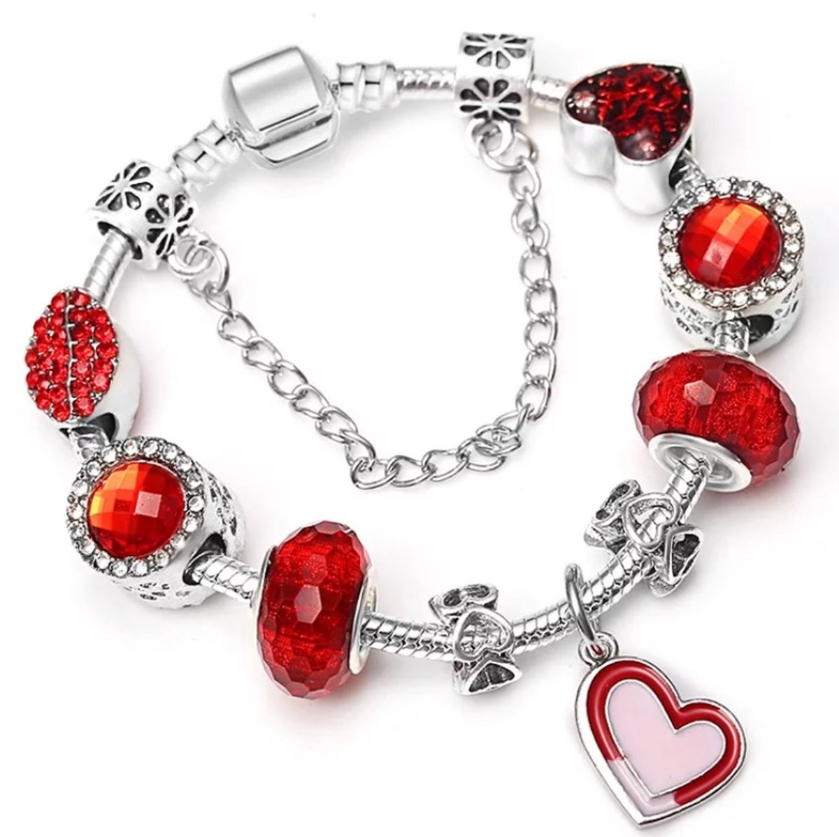 EmmyRovi – Bedelarmband Rood met Hartjes – Verzilverd – 17 cm (Kleine maat)