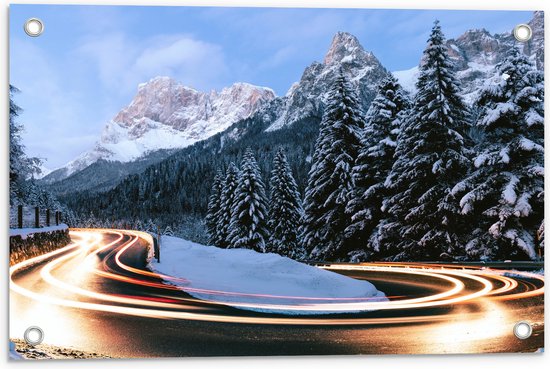 WallClassics - Tuinposter – Racende Lichten in de Bergen - 60x40 cm Foto op Tuinposter (wanddecoratie voor buiten en binnen)