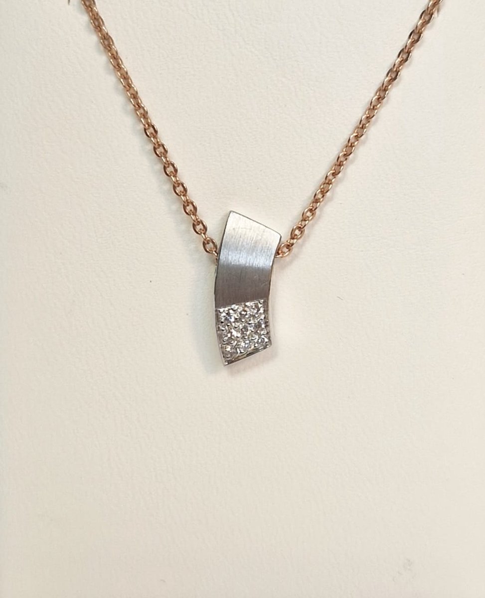 Witgouden hanger - 14karaat – diamant – 0.10crt - uitverkoop Juwelier Verlinden St. Hubert - van €695,= voor €569,=