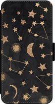 Casimoda® bookcase - Geschikt voor iPhone 14 Pro - Hoesje met pasjeshouder - Counting The Stars - Goudkleurig - Kunstleer