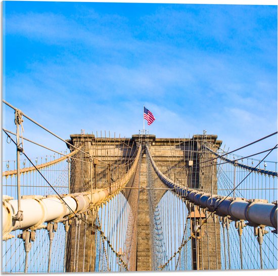 Acrylglas - Constructie van De Brooklyn Bridge in New york - 50x50 cm Foto op Acrylglas (Wanddecoratie op Acrylaat)