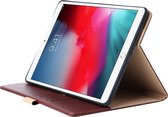 Phreeze Tablethoes - Geschikt voor iPad 5 2017 Hoes - 9.7 Inch - Luxe Lederen Hoesje - Ingebouwde Standaard met Kaarthouders - Hoesje met Magnetische Sluiting - Beschermhoes - Wijnrood