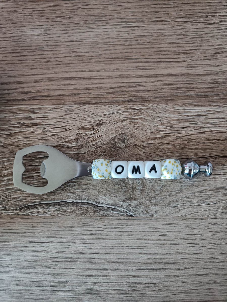 Flesopener voor Oma - Flessenopener RVS - 1 stuk - Gepersonaliseerde flesopener - Flesopener met kralen - Cadeau voor oma