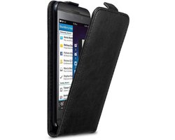 Cadorabo Hoesje geschikt voor Blackberry Z10 in ZWARTE NACHT - Beschermhoes in flip design Case Cover met magnetische sluiting