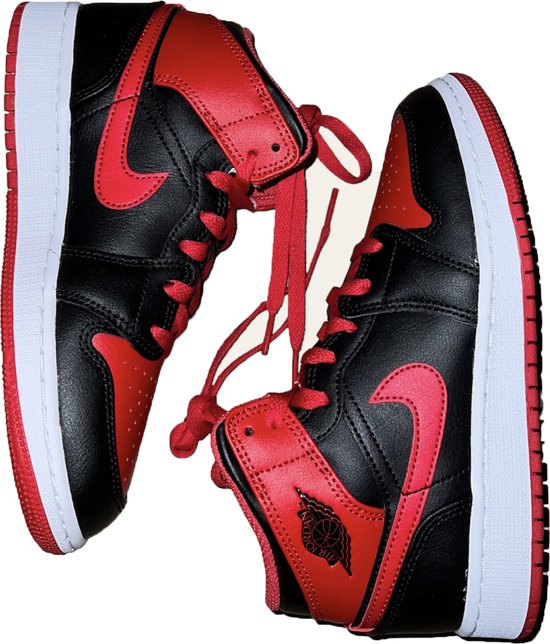 Nike Air Jordan 1 Mid - Taille 35,5 - Baskets pour femmes Kids - Zwart/  Rouge | bol.com