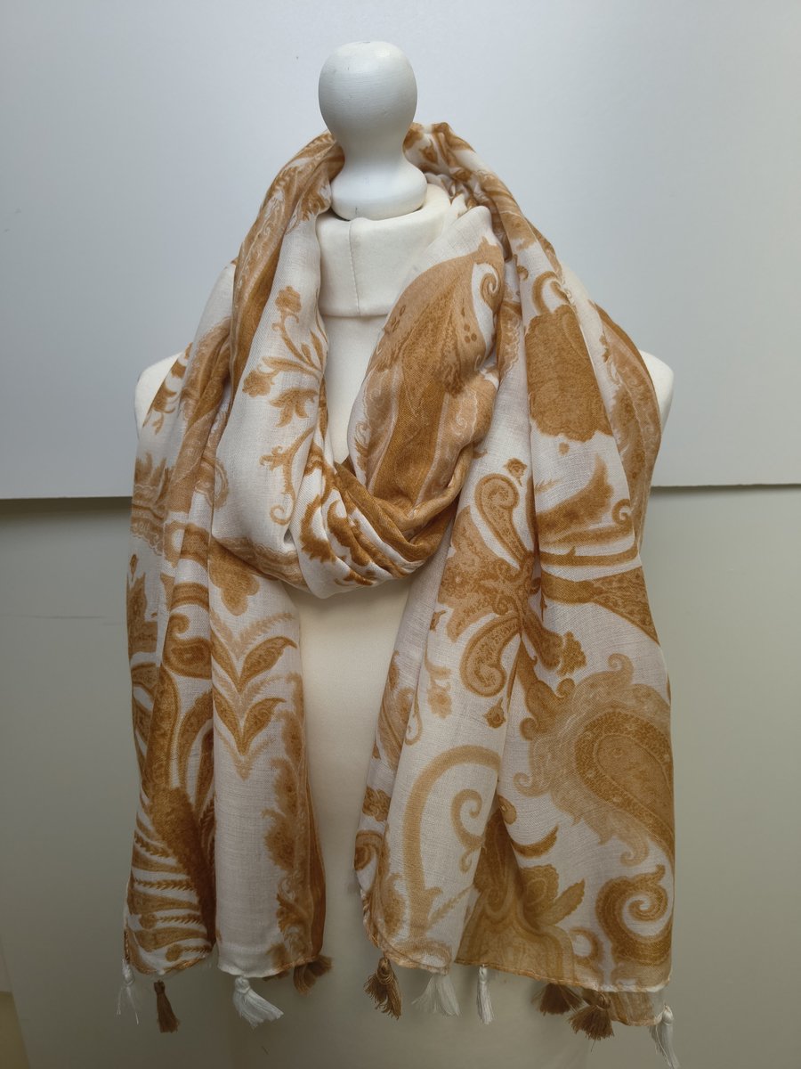 Lange dames sjaal Hanne-paisleymotief-caramel bruin wit