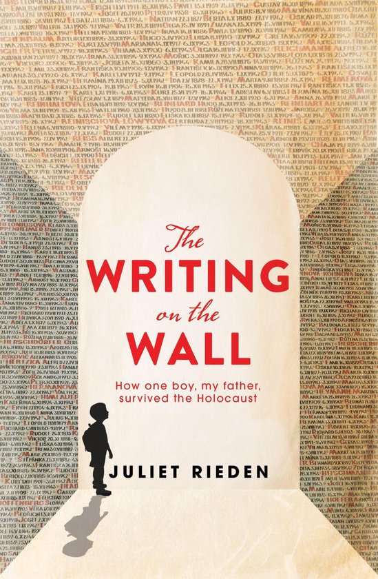 Boekomslag met de titel "The Writing on the Wall" en een silhouet van een jongen op een achtergrond van namen.