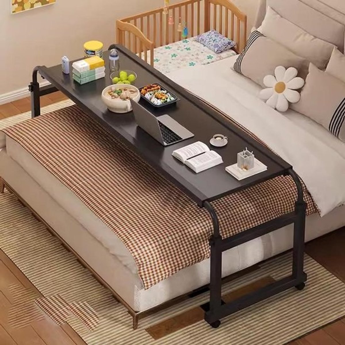 Bedtafel met wieltjes - Bureauwagen Laptoptafel - Werken in bed - In hoogte verstelbaar - Queensize - Zwart