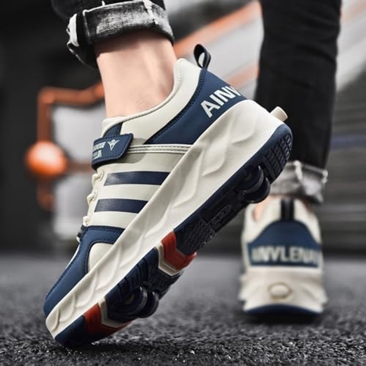 Skate schoenen 2-in-1 - Multifunctioneel met wieltjes