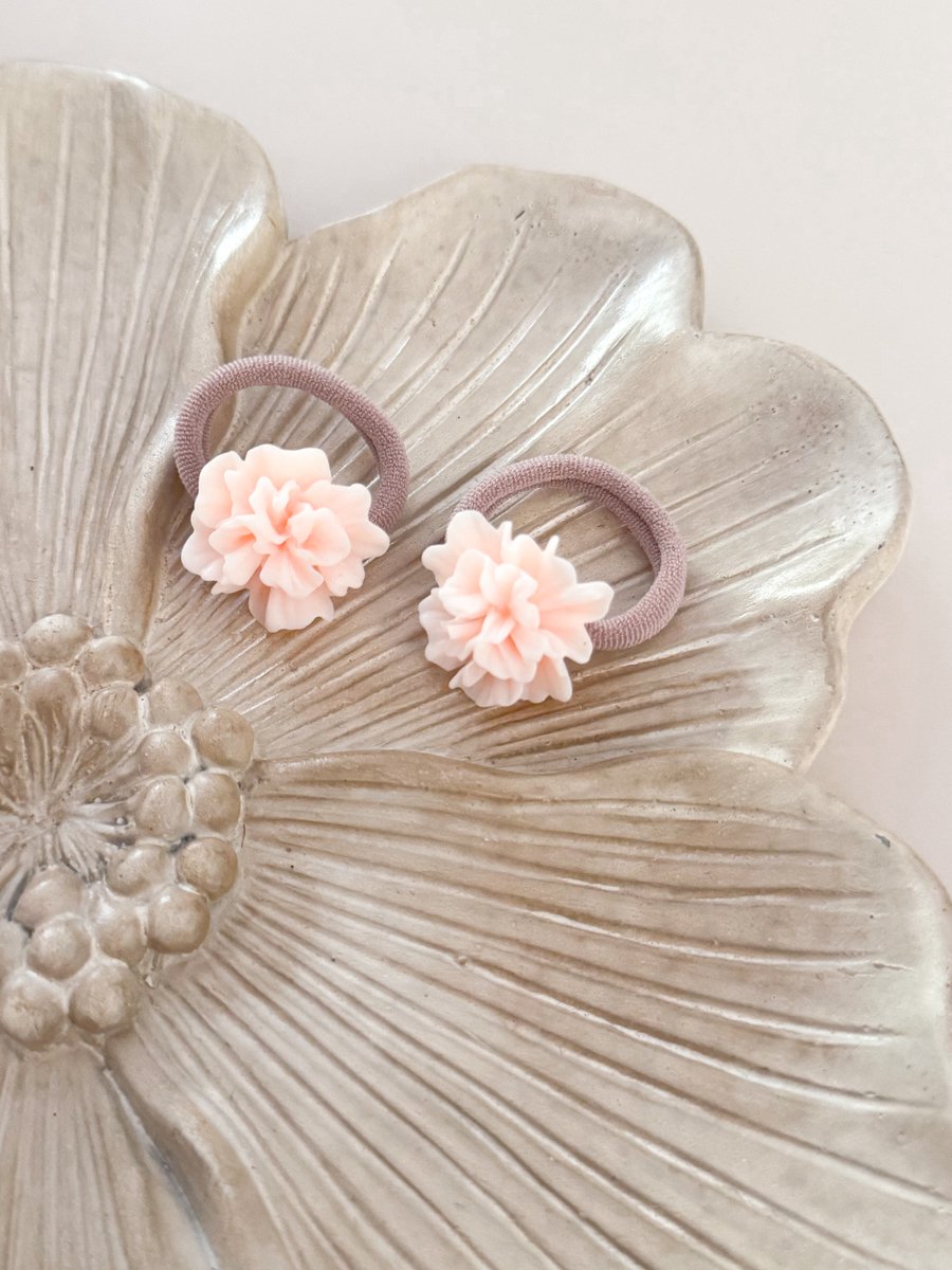 Haarelastiek Bloesem - Peach - Haarelastiekem voor Meisjes & Kinderen - Haarelastiekje - Haaraccessoires voor Peuters & Kleuters - Haarelastiekjes