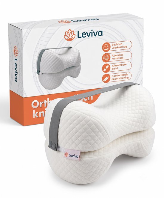 Wit Leviva kniekussen en bijbehorende verpakking. De verpakking toont kenmerken zoals ademend materiaal en afneembare band.