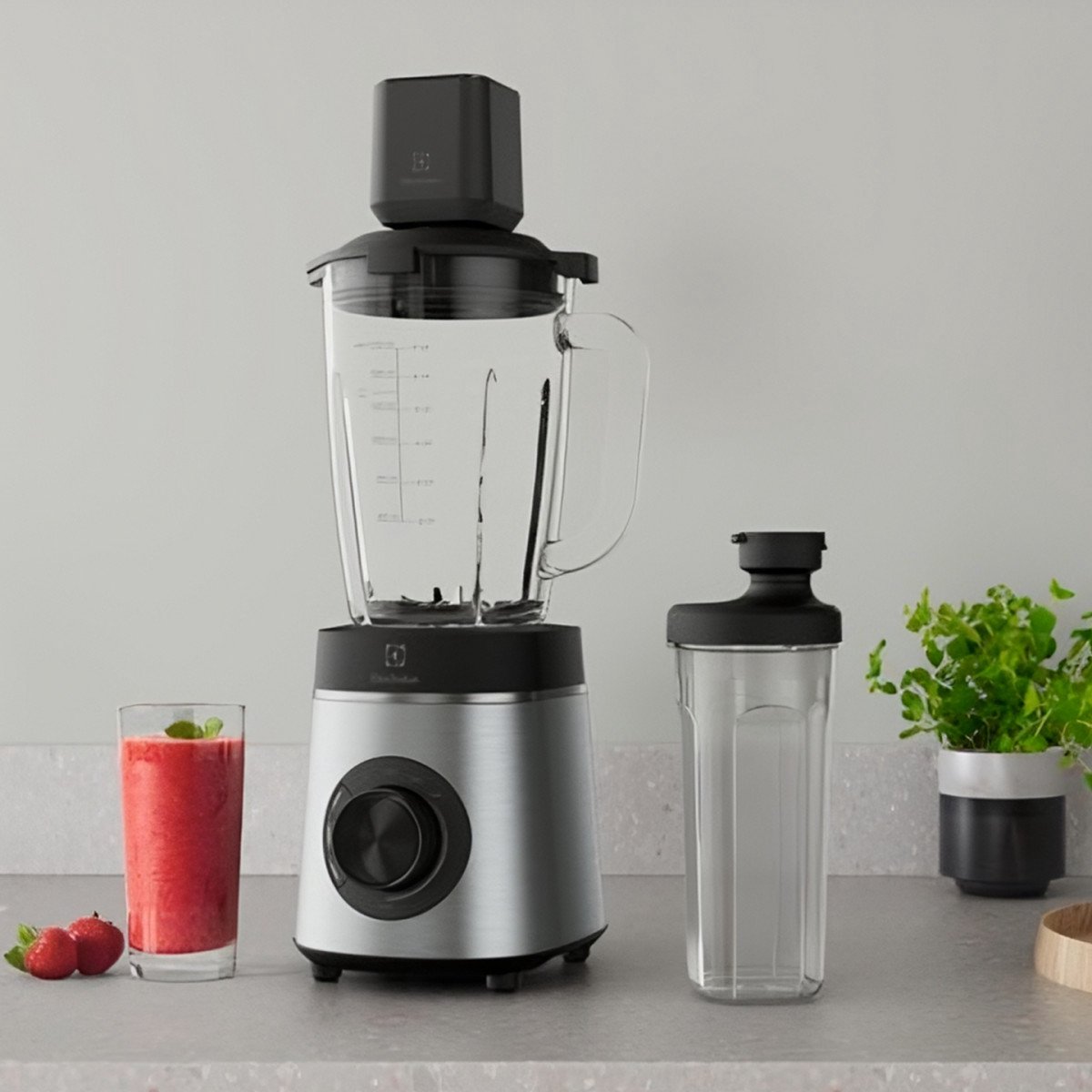 Electrolux Explore 6 E6VB1-8ST Blender-Smoothie blender - Zilver