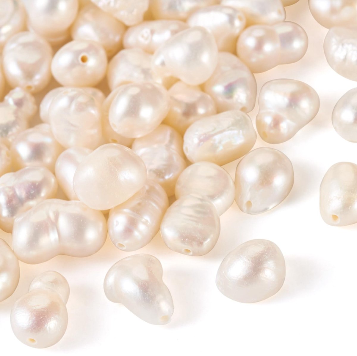 50 stuks natuurlijke gekweekte zoetwaterparelkralen, barokke zoetwaterparels, onregelmatige gekweekte parelkralen voor doe-het-zelf armband, ketting, sieraden maken, schelpkleur