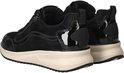 Zwarte lage sneaker van Waldlaufer met beige zool. De sneaker heeft een rits, suède en lakdetails.