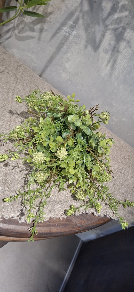 Halve bol bloemen toef