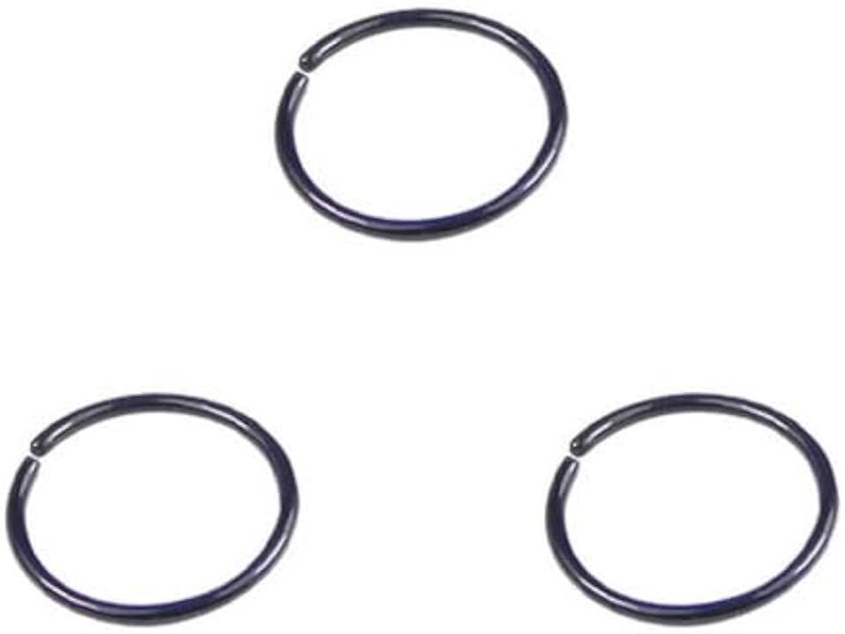 Ringen, diameter 7 mm en zeer dun, dikte 0,6 mm zonder sluiting., Zilver
