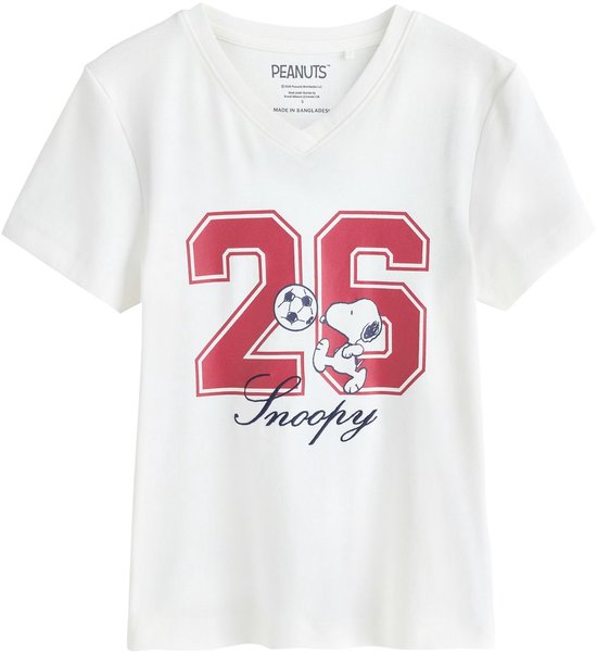 Wit T-shirt met V-hals, rode '26' met voetballende Snoopy en "Snoopy"-tekst.