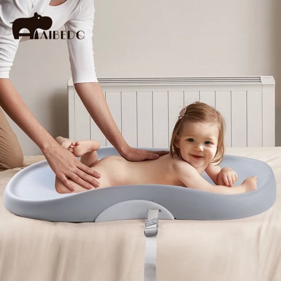 Mogi Products - Ergonomisch Aankleedkussen met Speelboog - Waskussen met Veiligheidsgordel - Aankleedmat Baby - Grijs/Wit — afbeelding 2