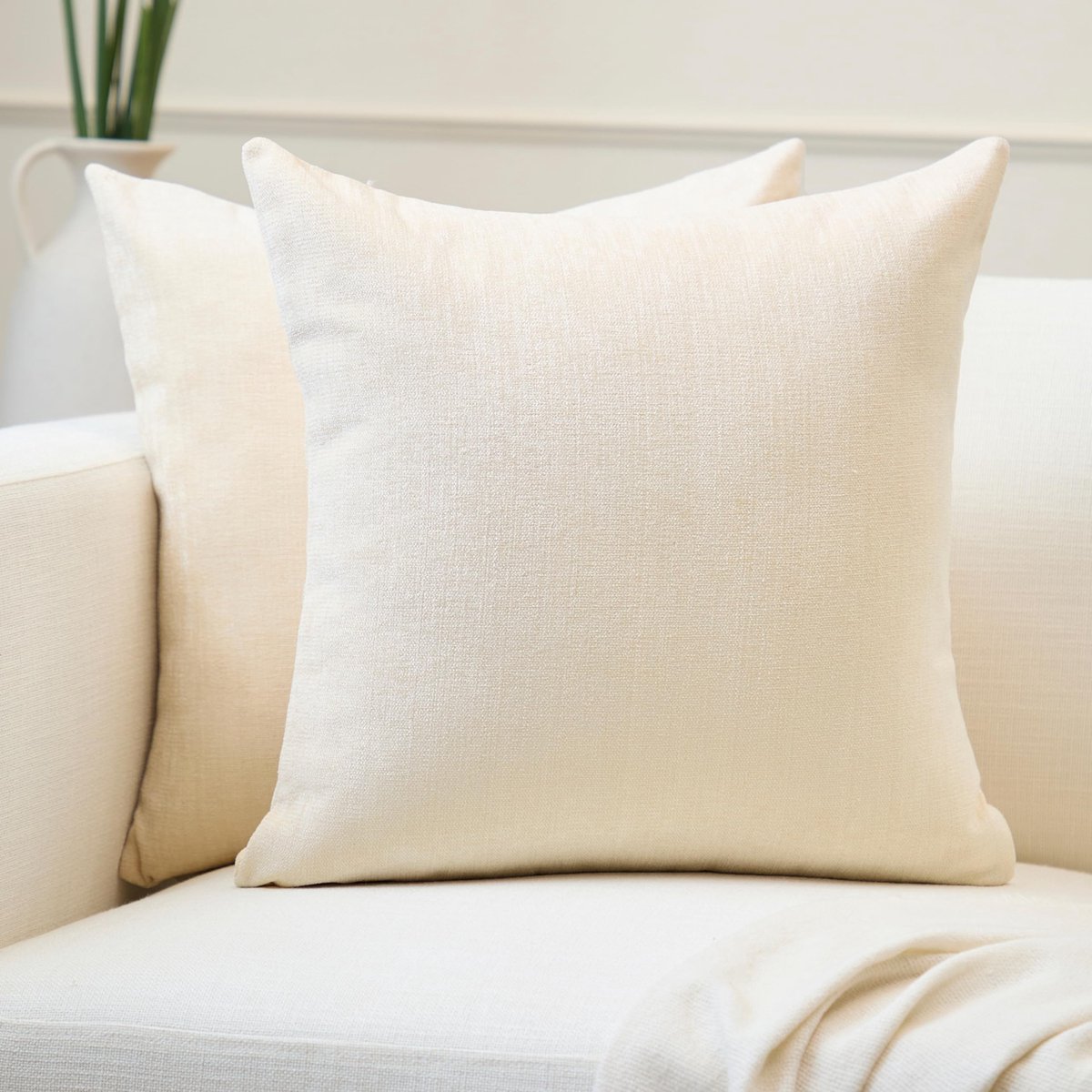 Homes Chenille Throw Pillow Covers 2 stuks Set - natuurlijk - 50 x 50 cm Textured Solid Colour, Soft & Smooth, Square Accent Decorative Cushion voor Couch, Sofa, Chair, Bed & Floor