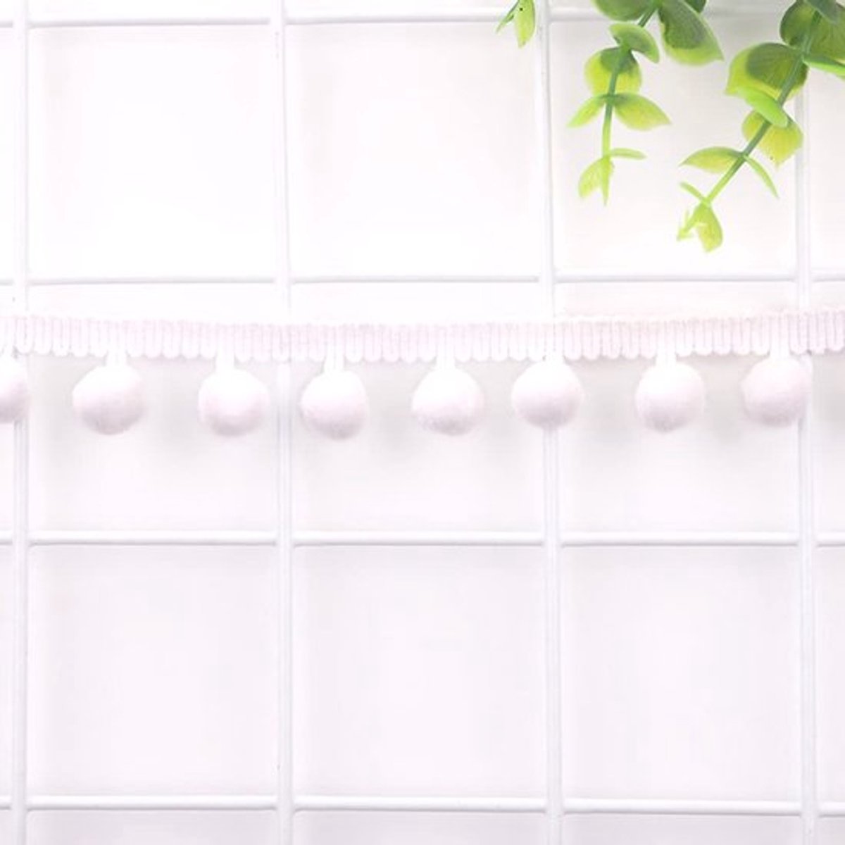 Store_9 - Pompons Boord - Decoratielint - 10 Yards - 12 mm