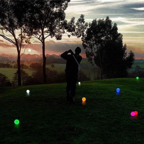 Lichtgevende golfballen - Zelfoplichtende ballen - Golfen in donker - Oplichtend bij impact - 6 stuks 42mm - Multicolor — afbeelding 2