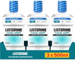 Listerine Cool Mint Extra Mild Mondspoeling, Alcoholvrij, Met Essentiële Oliën, Tegen Slechte Adem en Tandplak, Extra Mild Muntsmaak, 3x500 ml