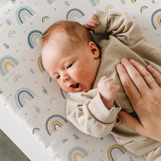Aankleedkussenhoezen Baby - Luierwissel Hoezen - Comfortabel Verschoonmoment - Ultra Rekbaar Zacht - 2 Stuks - Regenboog Sterren — afbeelding 5