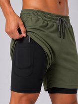 Short de Fitness double épaisseur STRIDEX pour homme - avec slip intérieur - Séchage rapide et respirant - Avec poche téléphone, poches zippées et passant pour serviette - Extensibilité améliorée - Vert - Taille XXL