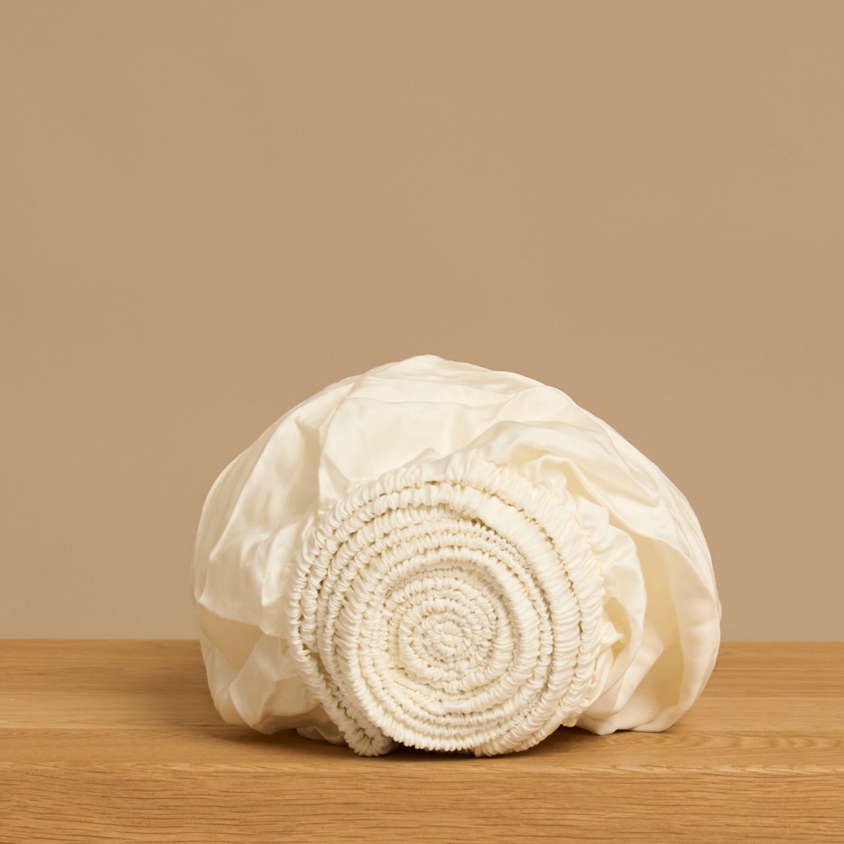 Coco & Cici - TENCEL - Sateen Hoeslaken Off White - Topper 200x220x10