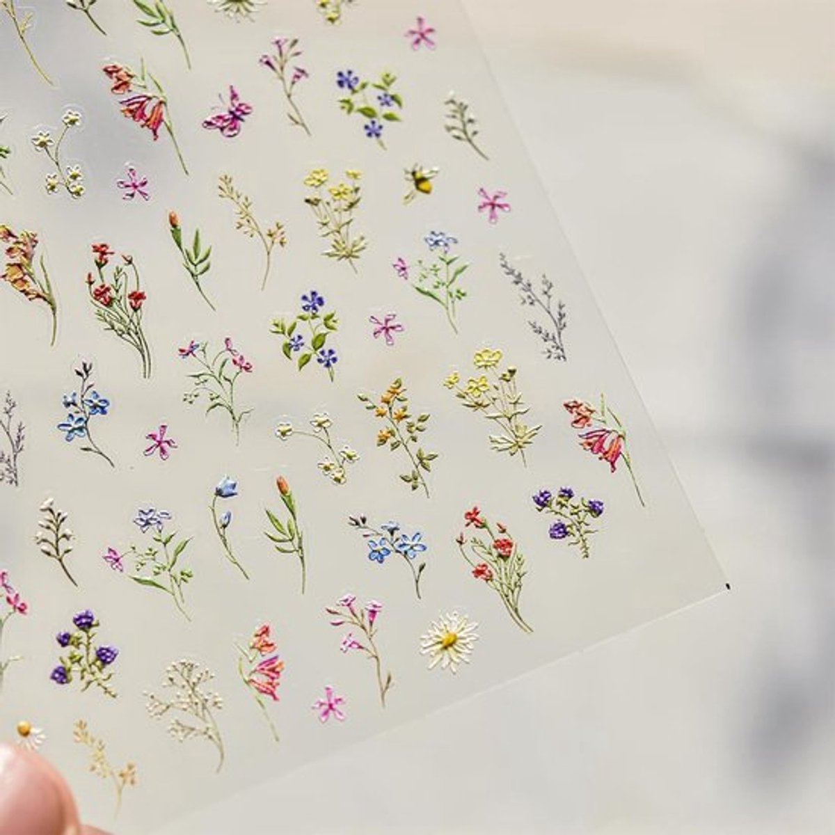 JHubers Goods - 5D nagelkunststickers - veldbloemen - nagel sticker