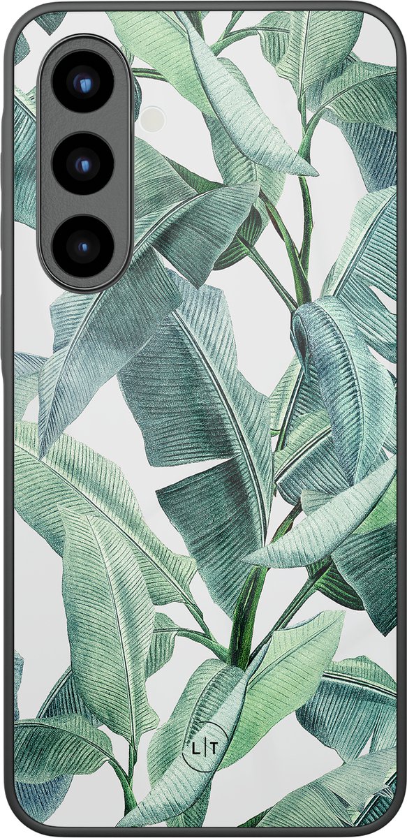 Hoesje geschikt voor Samsung Galaxy A56 - Banana leaves - Luxe Glazen Hardcase - Planten - Groen