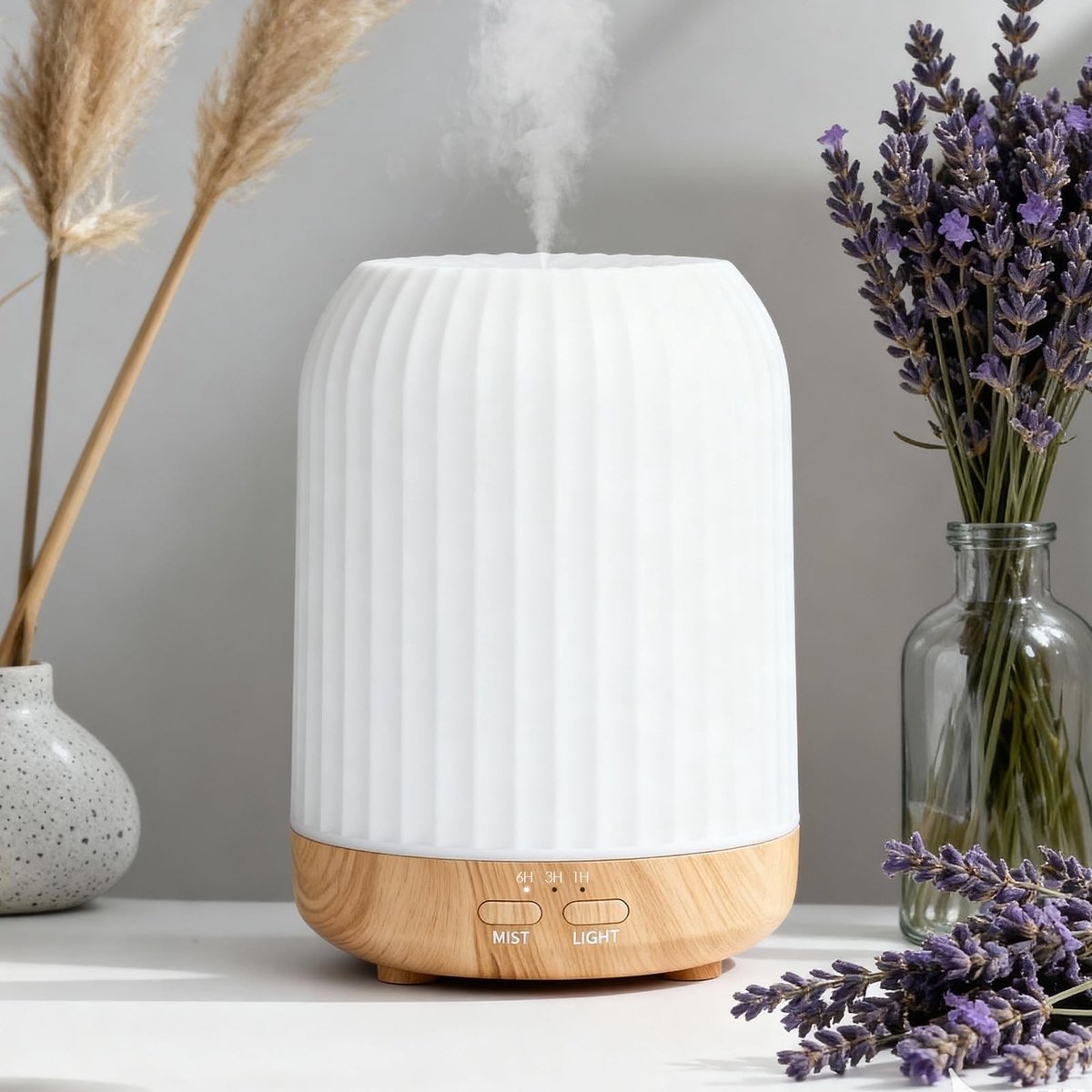 Omgoods - Aromadiffuser met 7 Kleuren LED en 250 ml Capaciteit
