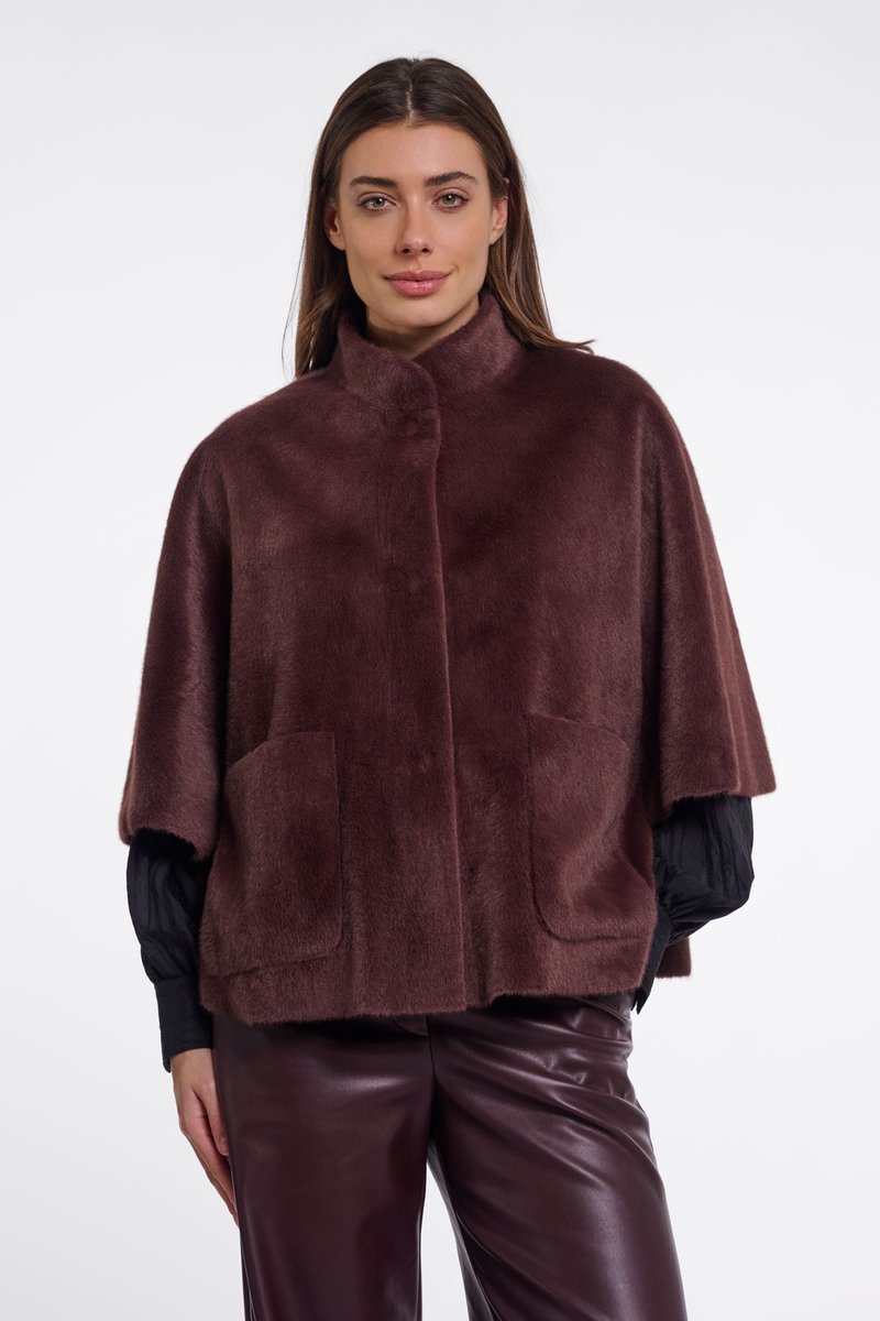 Rino & Pelle Capes - Dewi cape - Bruin