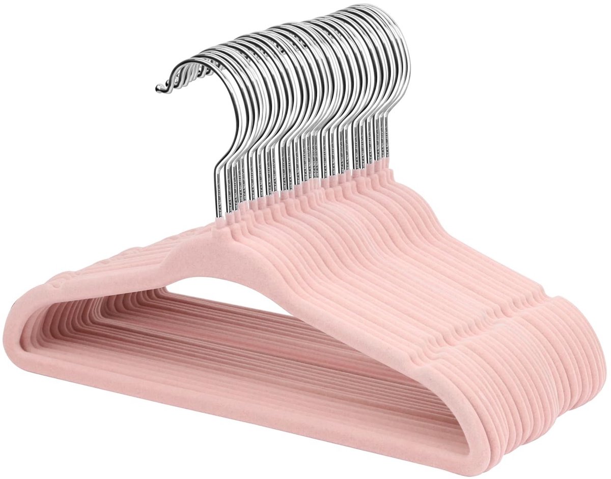 Omgoods- Kleerhangers Baby - Fluwelen Hangers - Draaibare Haak - Gekerfd Schouderdesign - Antislip - 30 Stuks, Lichtroze - Babyhangers