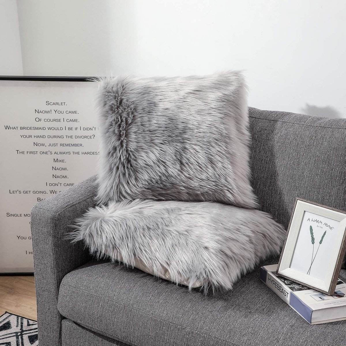 Omgoods - Set van 2 Decoratieve Kussenhoezen van Faux Fur voor de Slaapkamer