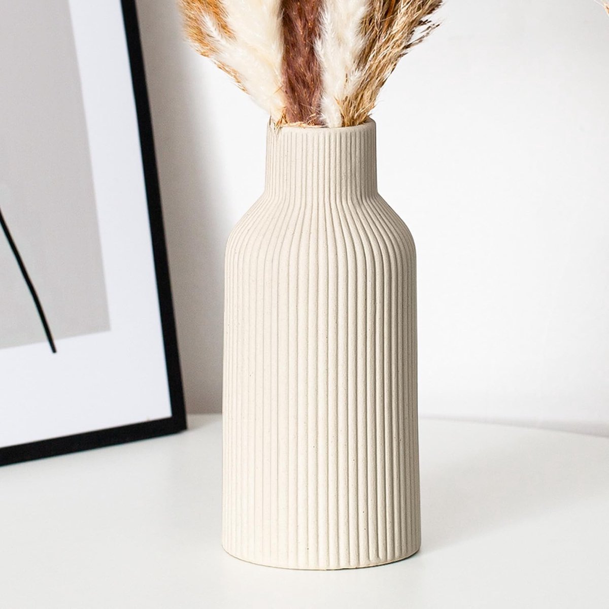 Omgoods - Minimalistische Keramische Vaasje voor Pampasgras in Beige