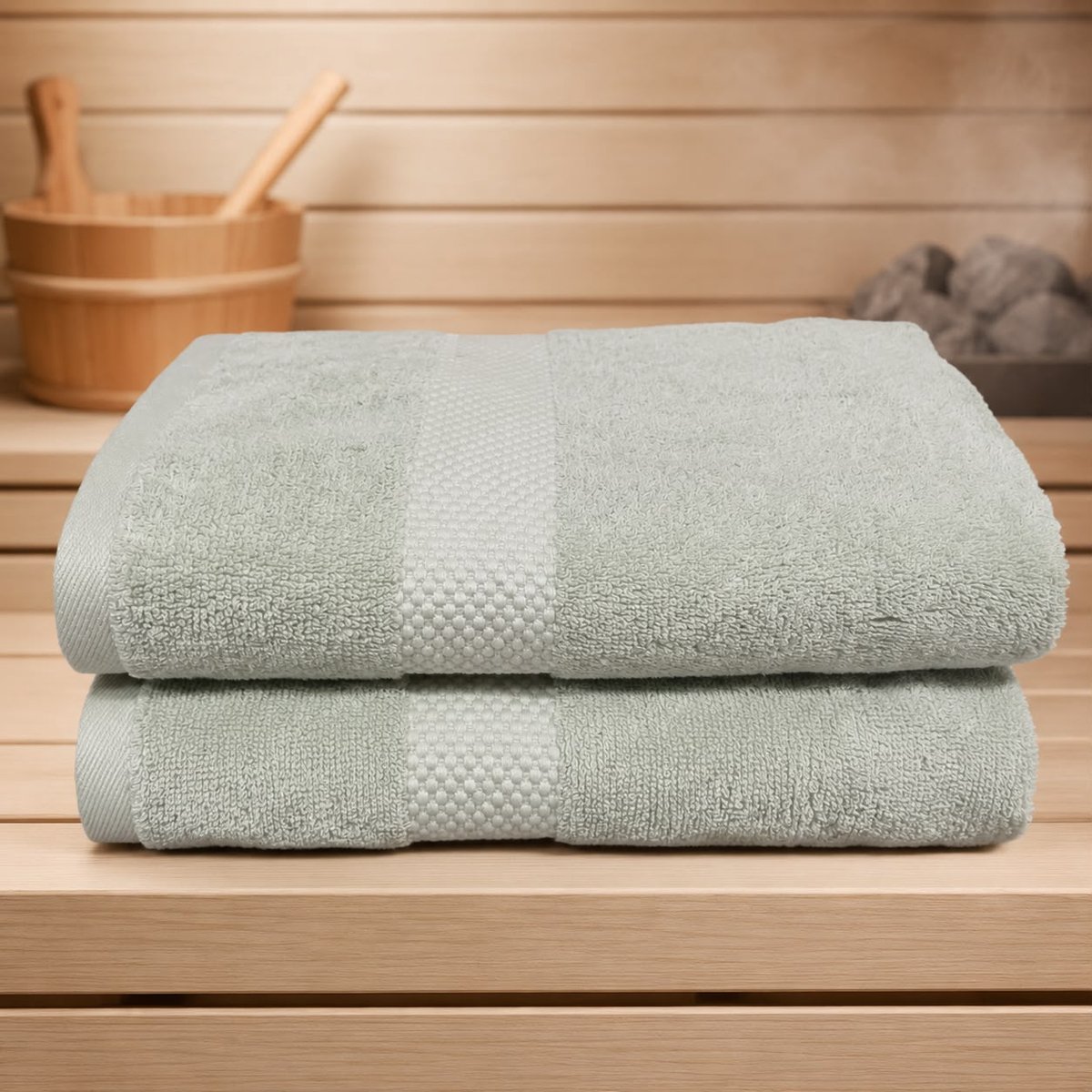 The Linen Room Handdoeken – 100 x 150 cm – Set van 2 – 100% Katoen – 650 GSM Dubbelgetwijnd 20/2 Garen – OEKO-TEX® – Sauna, Wellness & Strand – Saliegroen