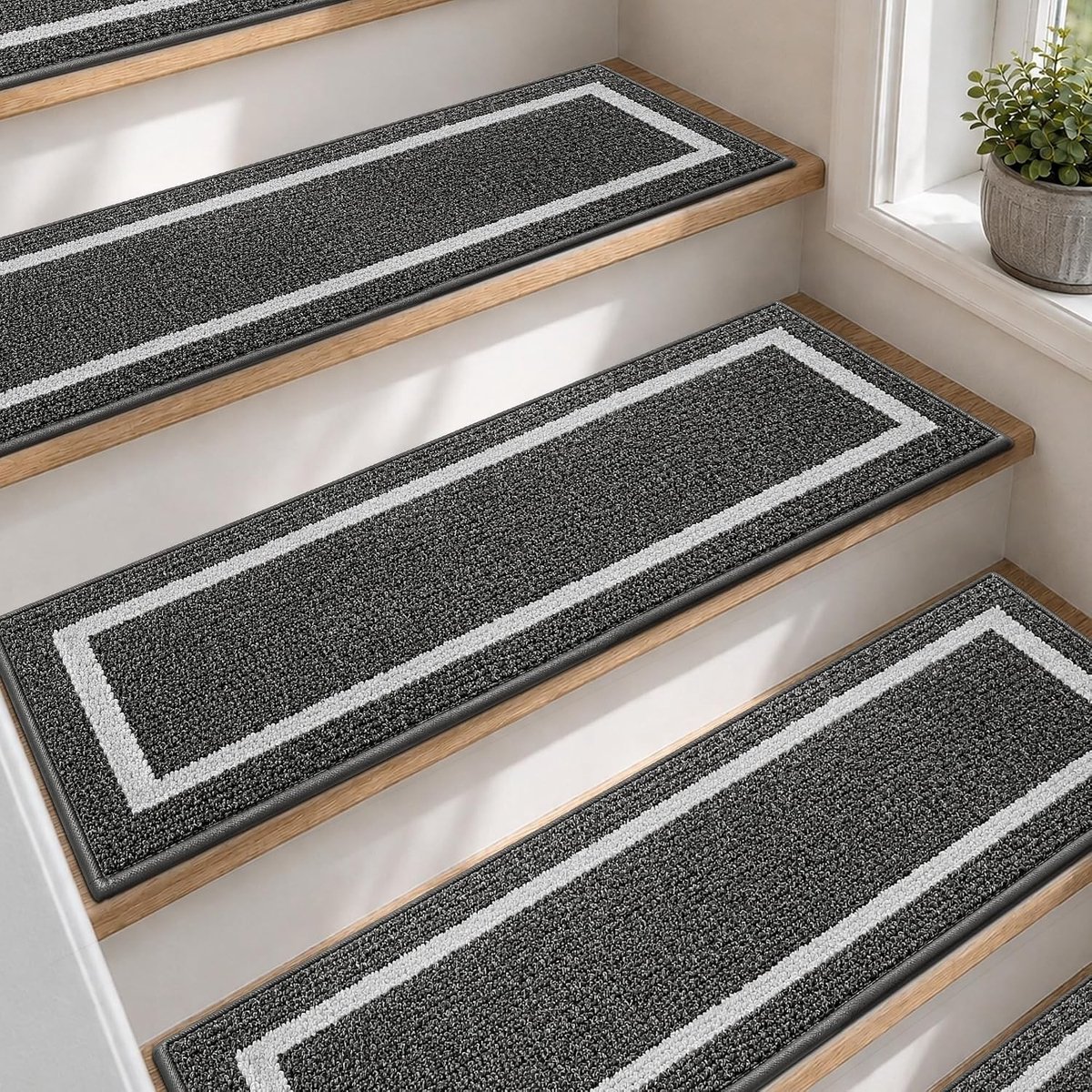 Antislip Trapmatten 70 x 22 cm (15 stuks) - Zelfklevende, Wasbare en Duurzame Trap Treden voor Veiligheid en Comfort