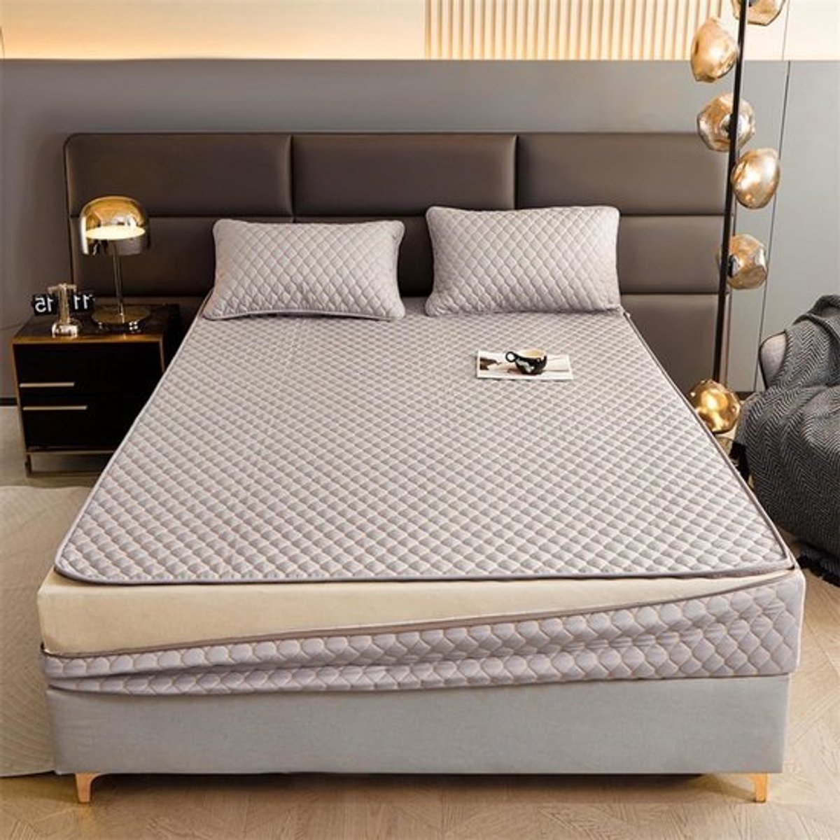 Matrasbeschermer met rits - Matrashoes waterdicht - Matras beschermen - Volledige 6-zijdige omhulling - 180 x 200 cm - Grijs