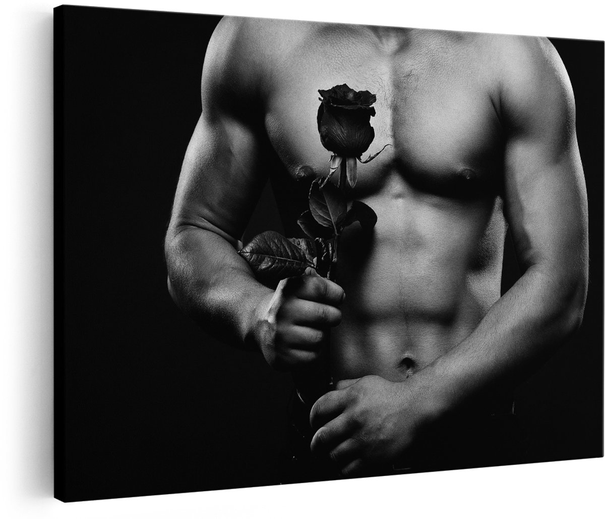 Artaza Canvas Schilderij Gespierde Man zonder Shirt met een Roos - Erotiek - Zwart Wit - 150x100 cm - Groot - Wanddecoratie Woonkamer - Schilderijen - Muurdecoratie