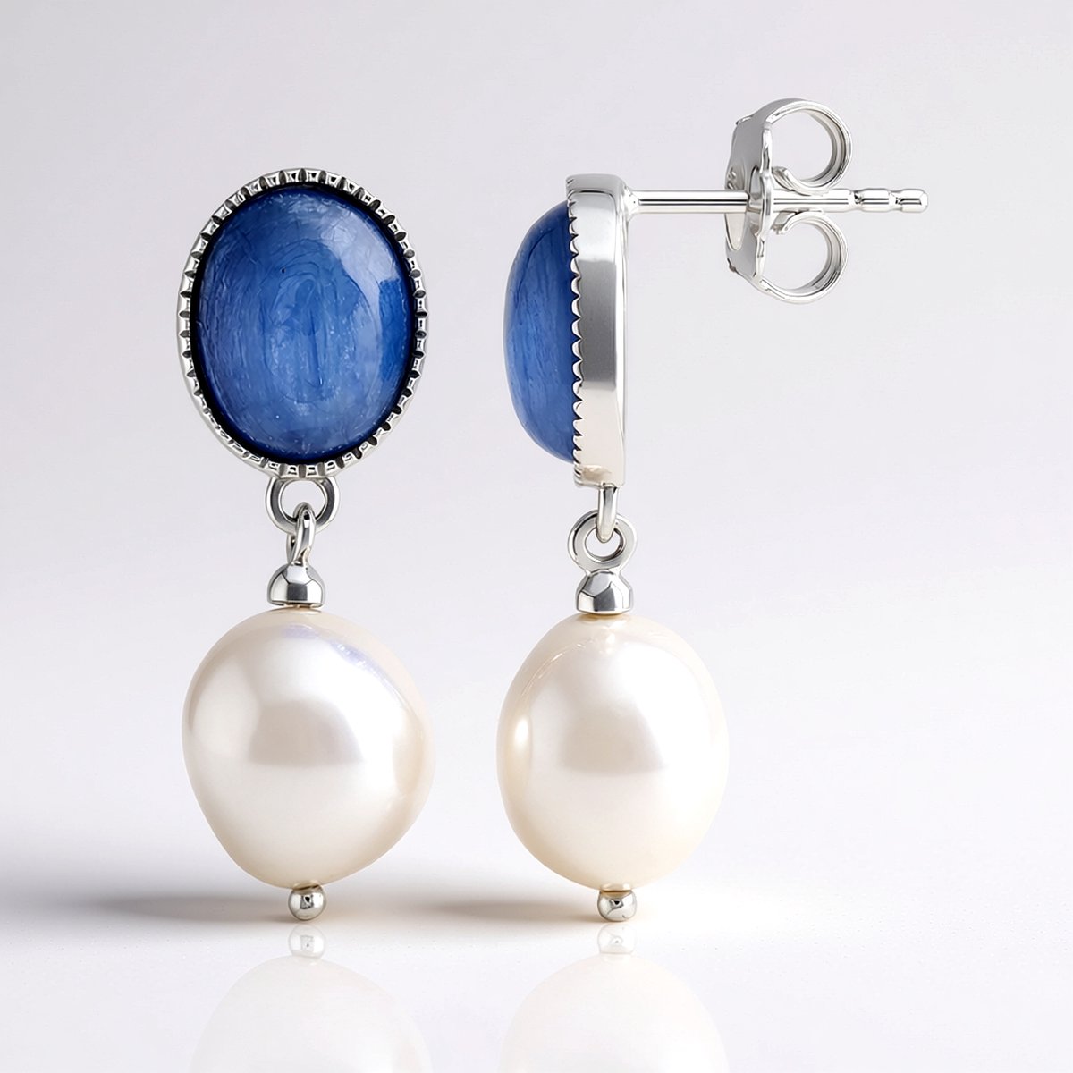 Cavill - Zilveren Oorbellen met Zoetwater Parel & Kyaniet Cabochon - 925 Sterling Zilver Gerhodineerd - Ovaal Design - Handgemaakt Elegant Sieraad
