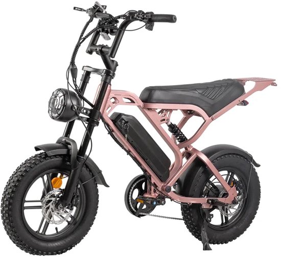 Roze fatbike met zwarte zitting, banden, en spatborden. Beschikt over een accupakket op het frame en een achterdrager.